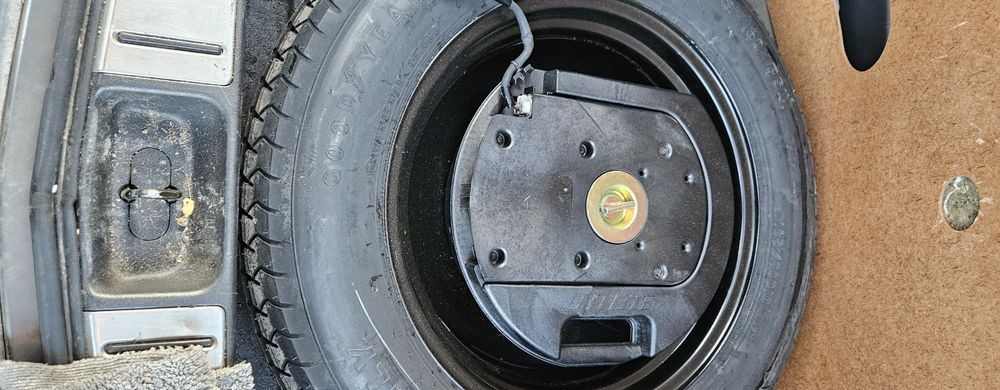 Продавам на части Нисан Мурано NISSAN MURANO