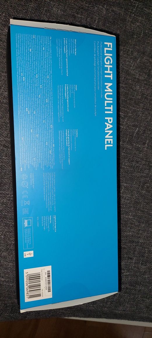 Logitech Flight Multi Panel pentru simulatoarele de zbor