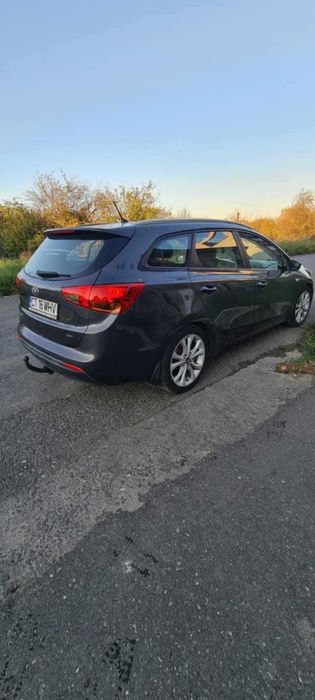 Vand/schimb Kia ceed Jd