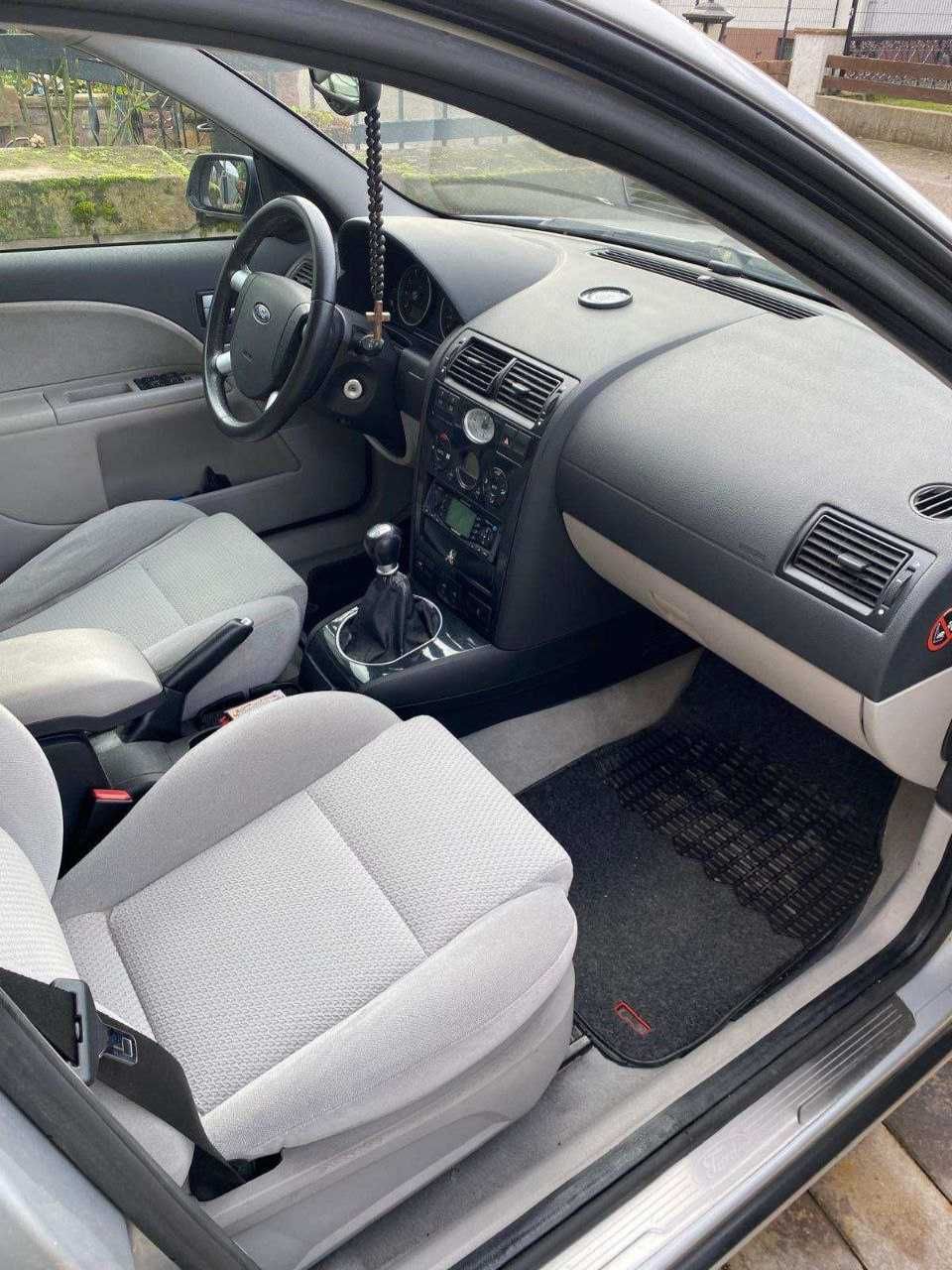 Ford Mondeo 2002