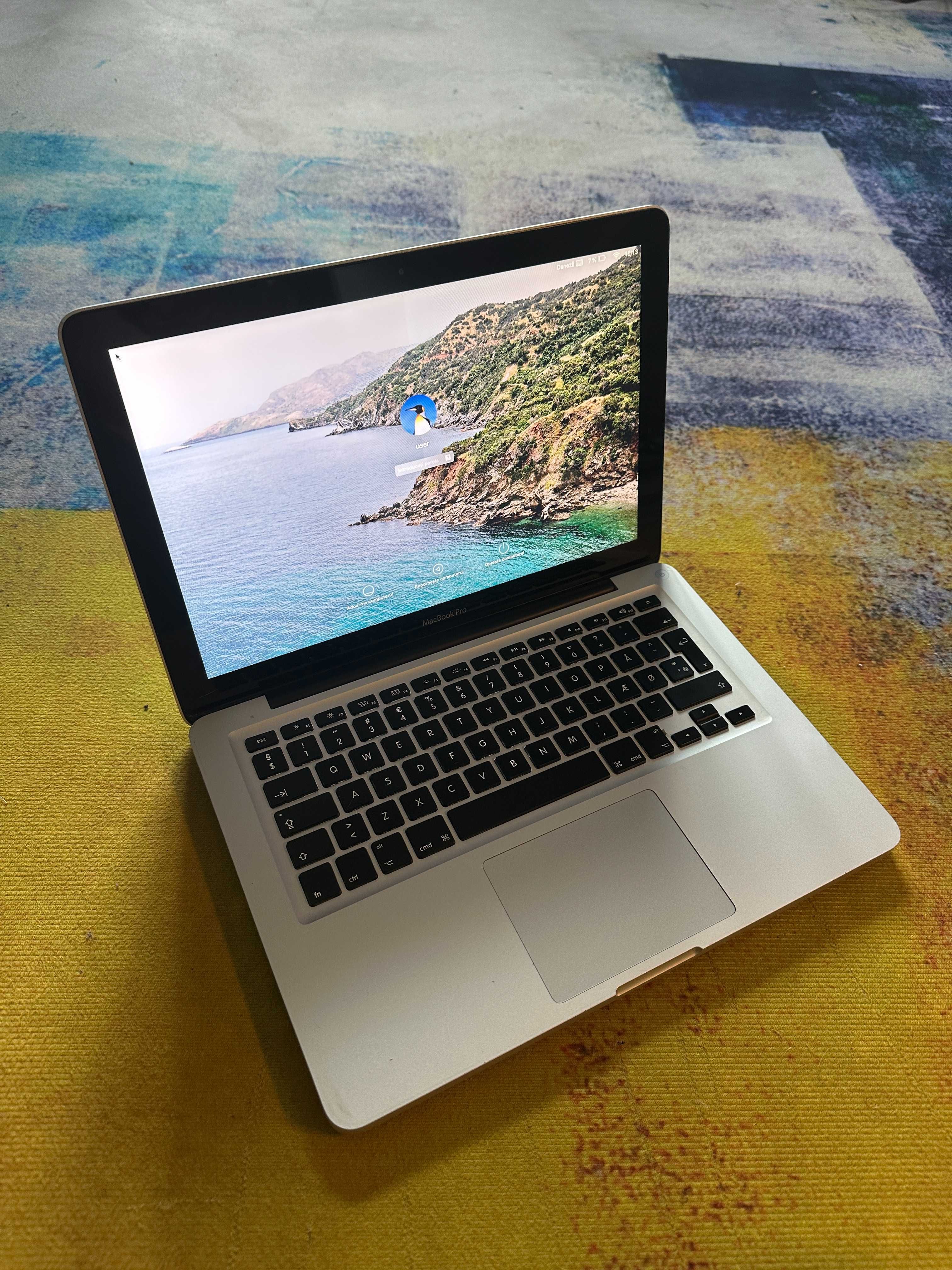 laptop macbook 2012, catalina, i5, 4 gb, baterie 4 cicluri