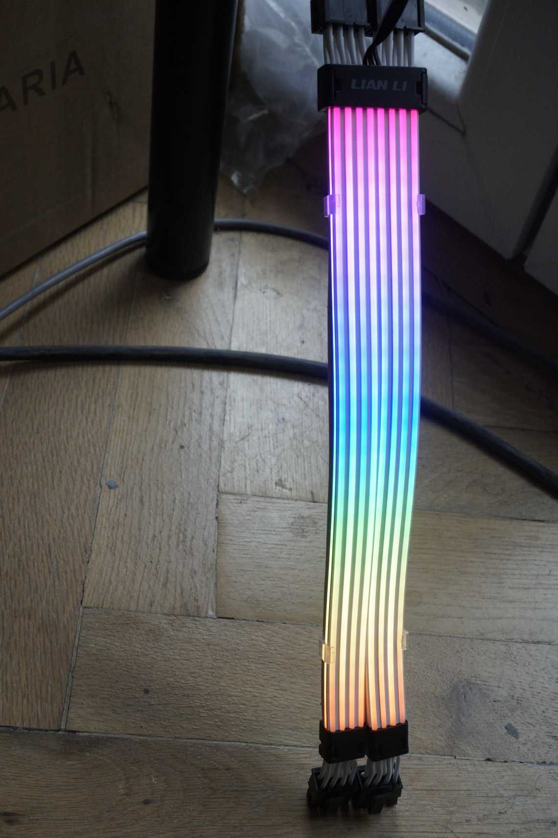 Lian Li Strimer Plus 2x8pin PCIe RGB / Вкл.ДДС