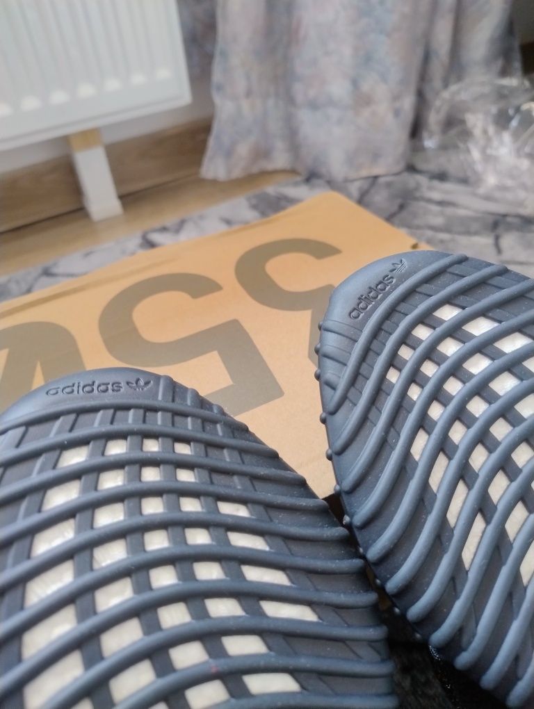 Adidas Yeezy boost 350