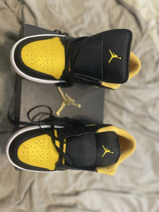 Nike Air Jordan 1 Low Black/Yellow