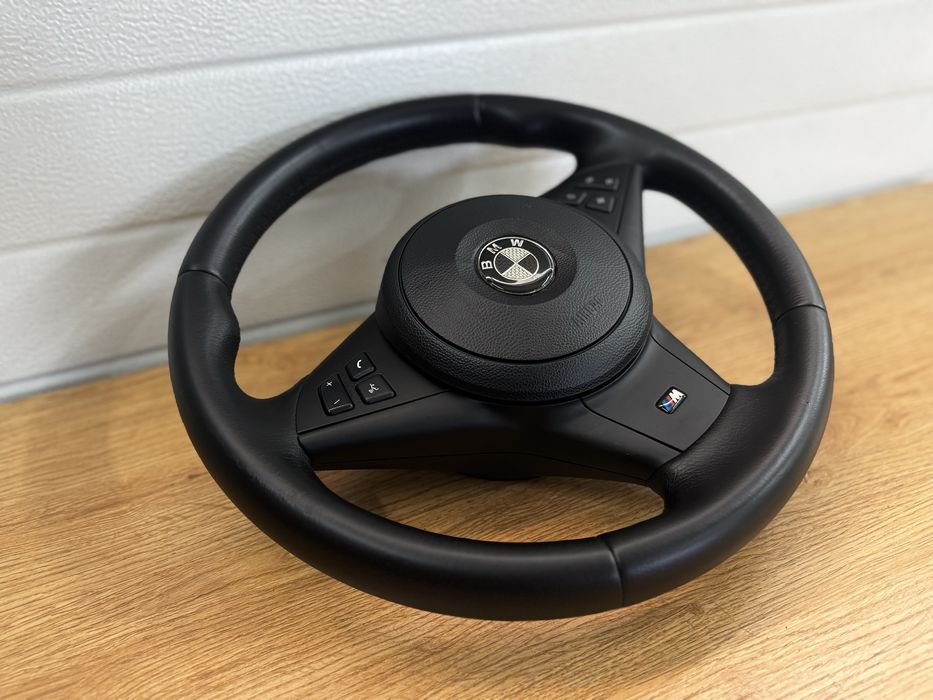 М волан за бмв 5та серия Е60/Е61  за кола със СТАРТ/СТОП