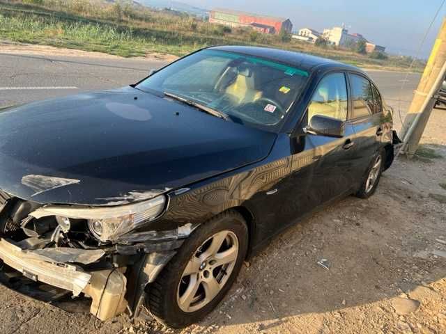 Dezmembrez BMW E60 limuzina 2.2 benzina 125kw M54,cutie 6 tr (475)