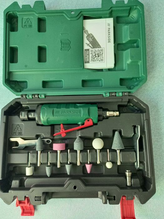 Lanterna portabilă cu LED-uri și alte scule parkside