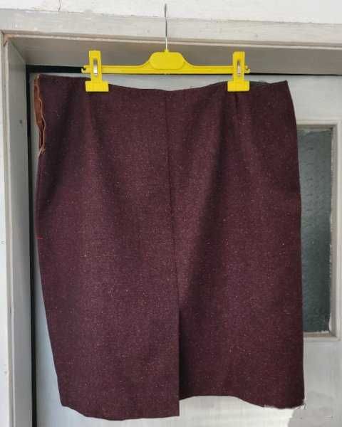 Дамски костюми запазени, качествени,  кафяв сив вълнен