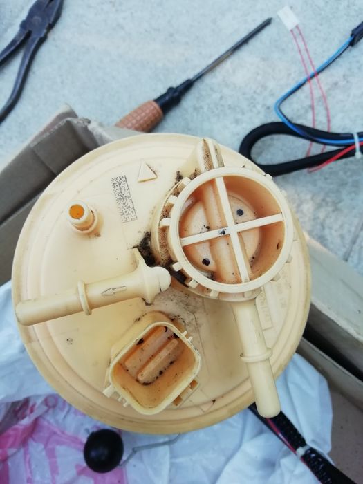 Pompa motorina din rezervor Volvo s60 d5