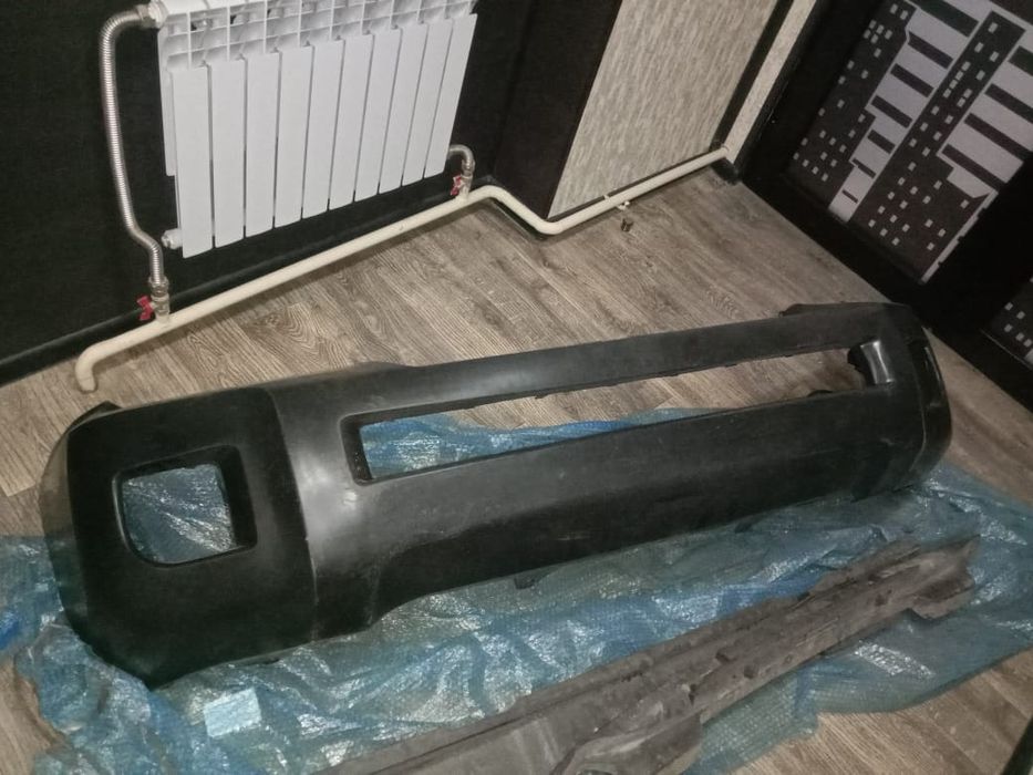 Продам передний бампер