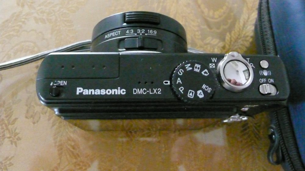 ЗАМЯНА!!! Фотоапарат висок клас Panasonic Lumix DMC-LX2