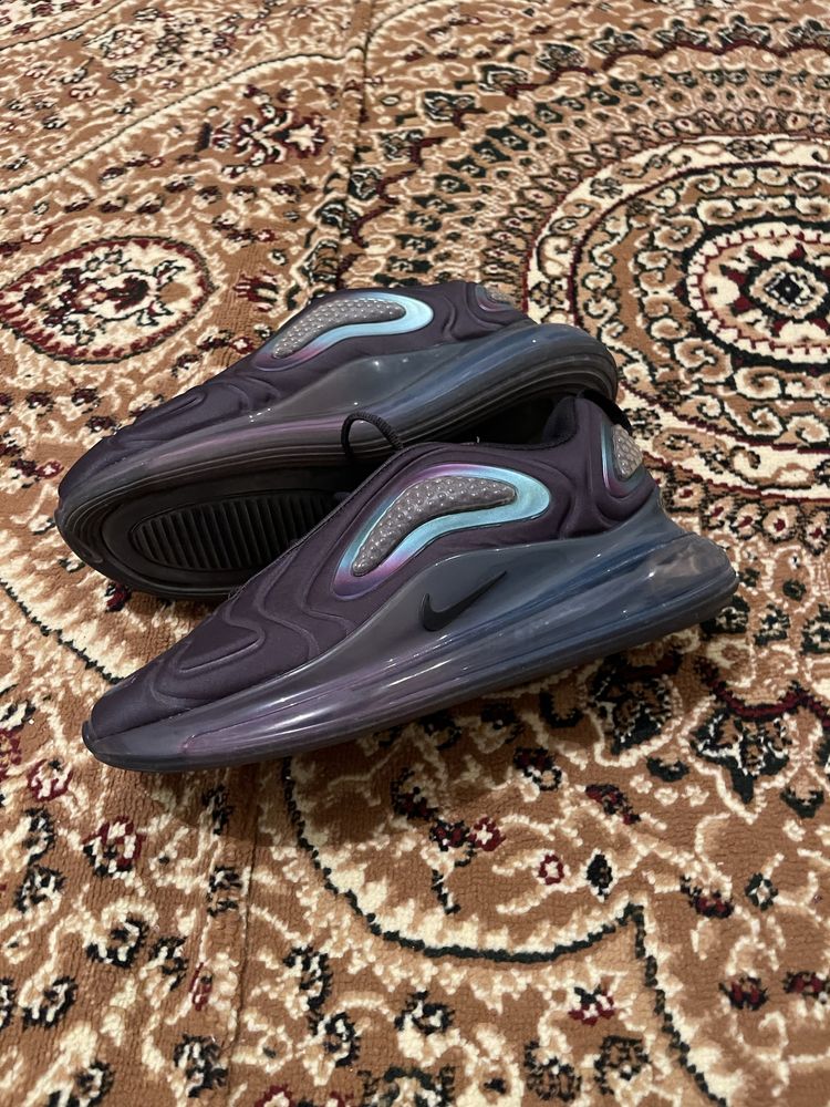 Nike Air Max 720