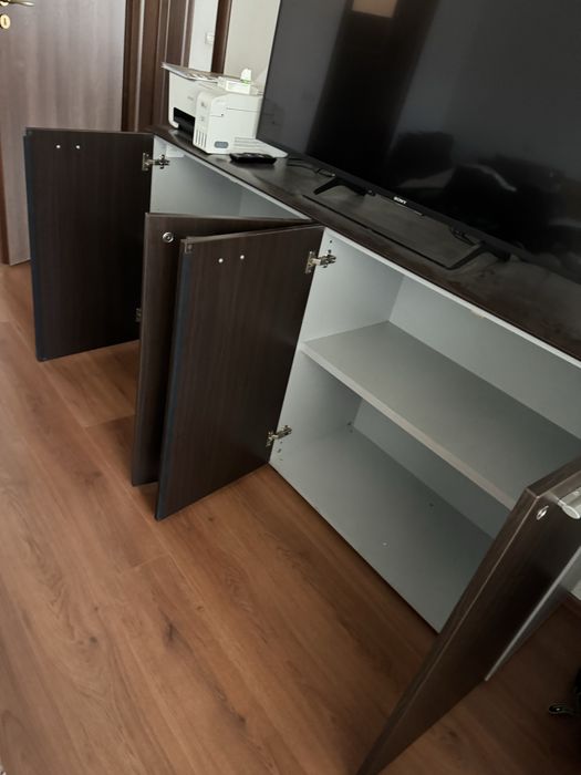 Vand dulap 4 usi in perfecta stare