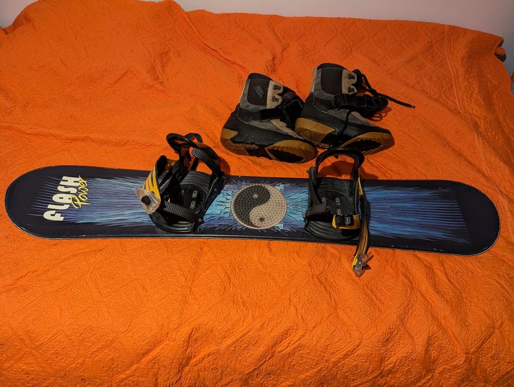 Placa snowboard 141 cm + legaturi + boots