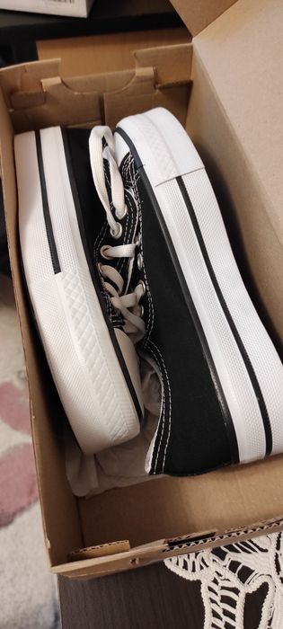 Pantofi/tenesi/adidasi dama 36-37