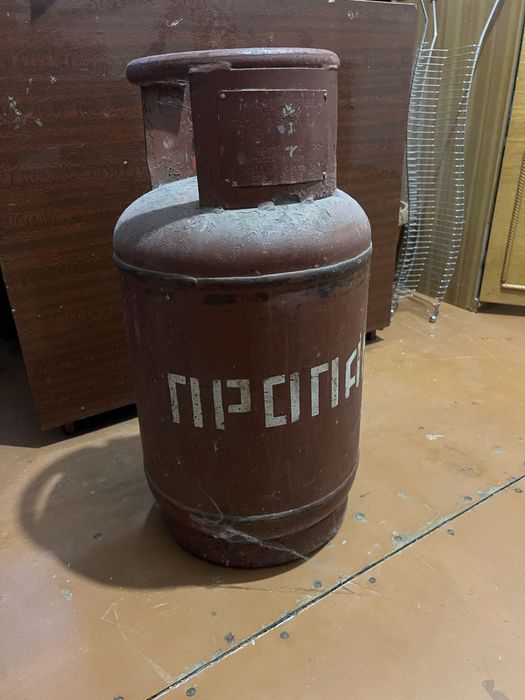 Баллон газовый на 27 л. Б/у.
