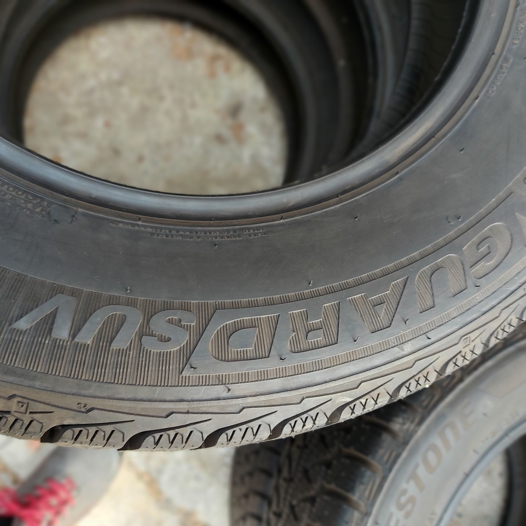 245/65/17"Nexen 3бр.гуми нови