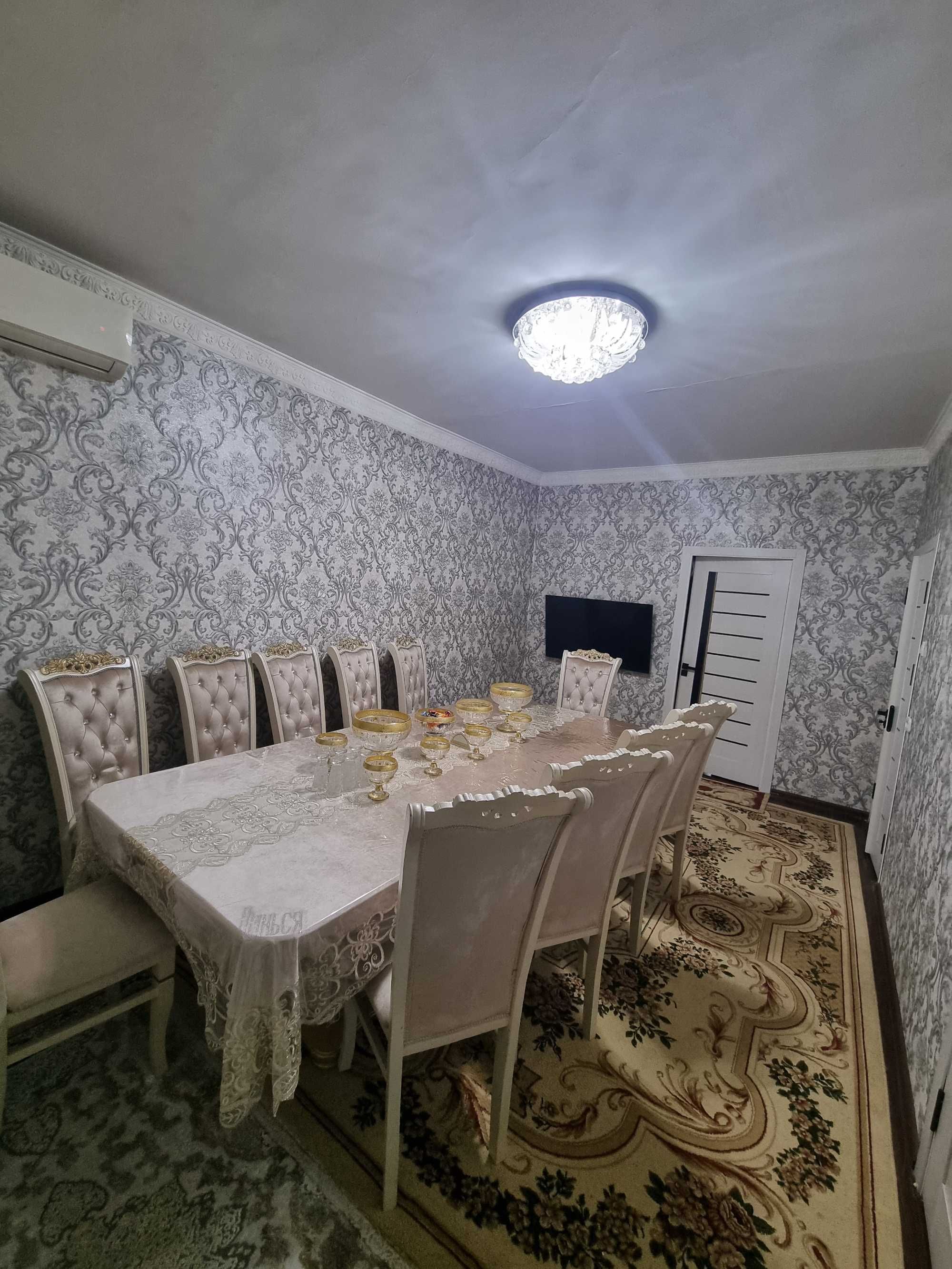 Uy Sotiladi 2 3 xona qilingan narx tushdi srochna