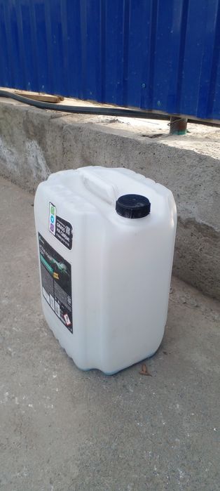 Канистры 20 литров