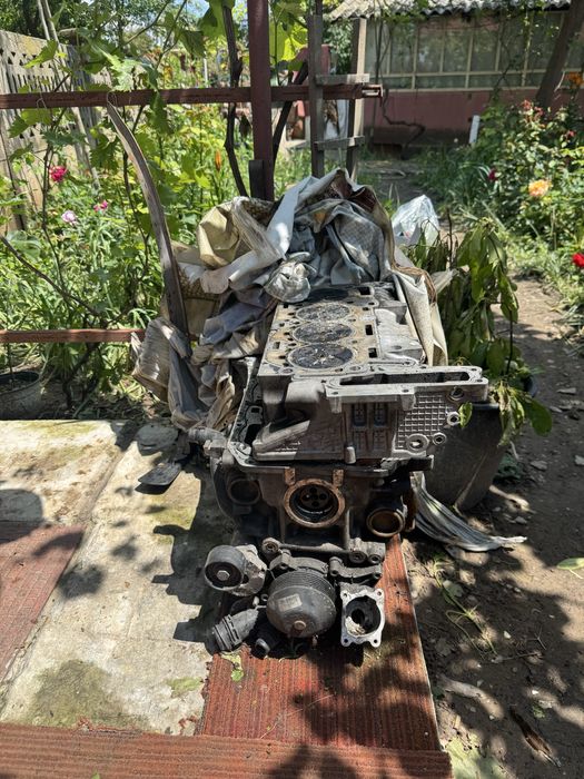 Vand motoare de bmw n47 plus cutie de viteze automata 6hp