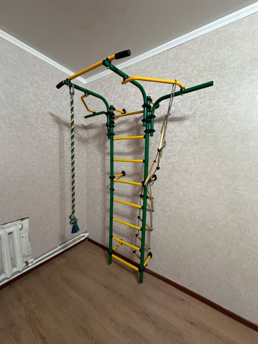 Продам шведскую стенку