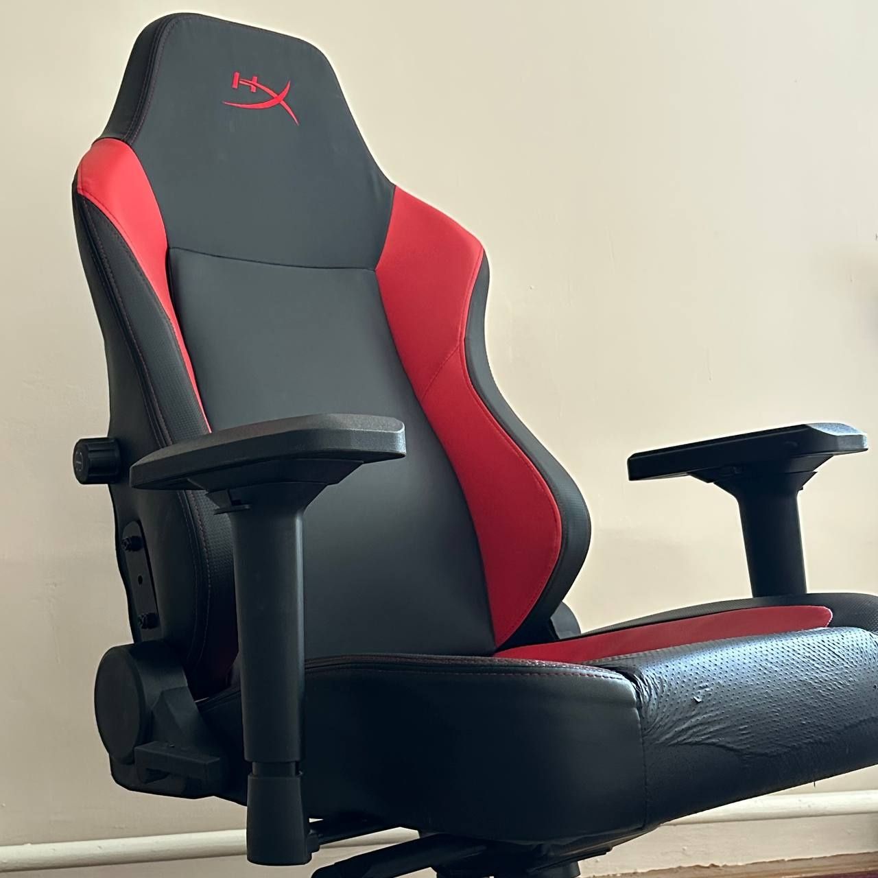 Hyper x kreslo b/u