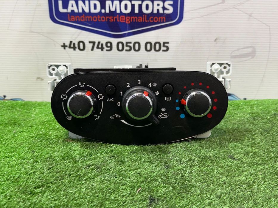 PANOU CENTRAL COMANDA CLIMA DACIA SANDERO 1.5 DIESEL 2015 COD OEM 5P3741700 2012-2017