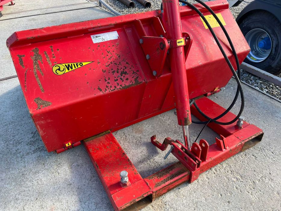 Кофа за мотокар Wifo – 1140 кг, за зърнени храни, картофи