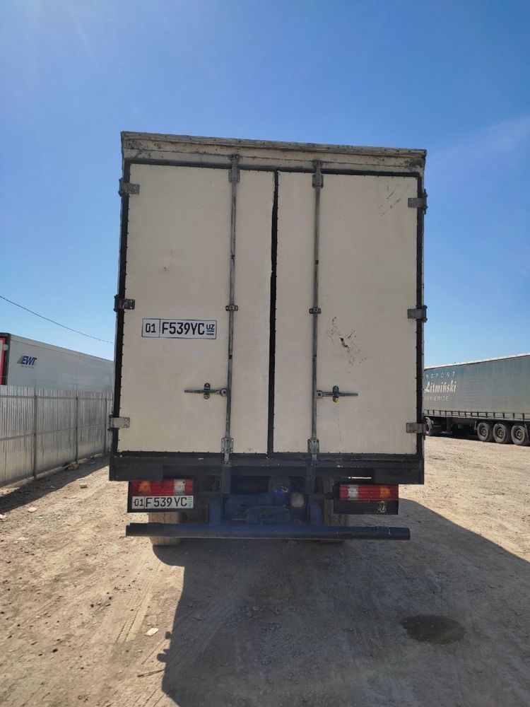 Mersedes Actros sotiladi ref