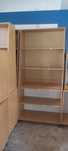 Vand mobilier pentru magazin