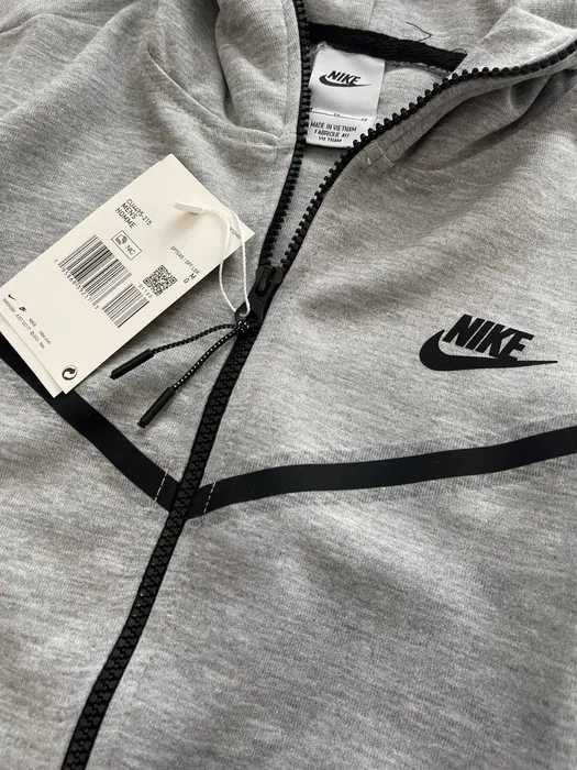 Trening Nike TECH Fleece Gri / Set complet ./ Bumbac 100%