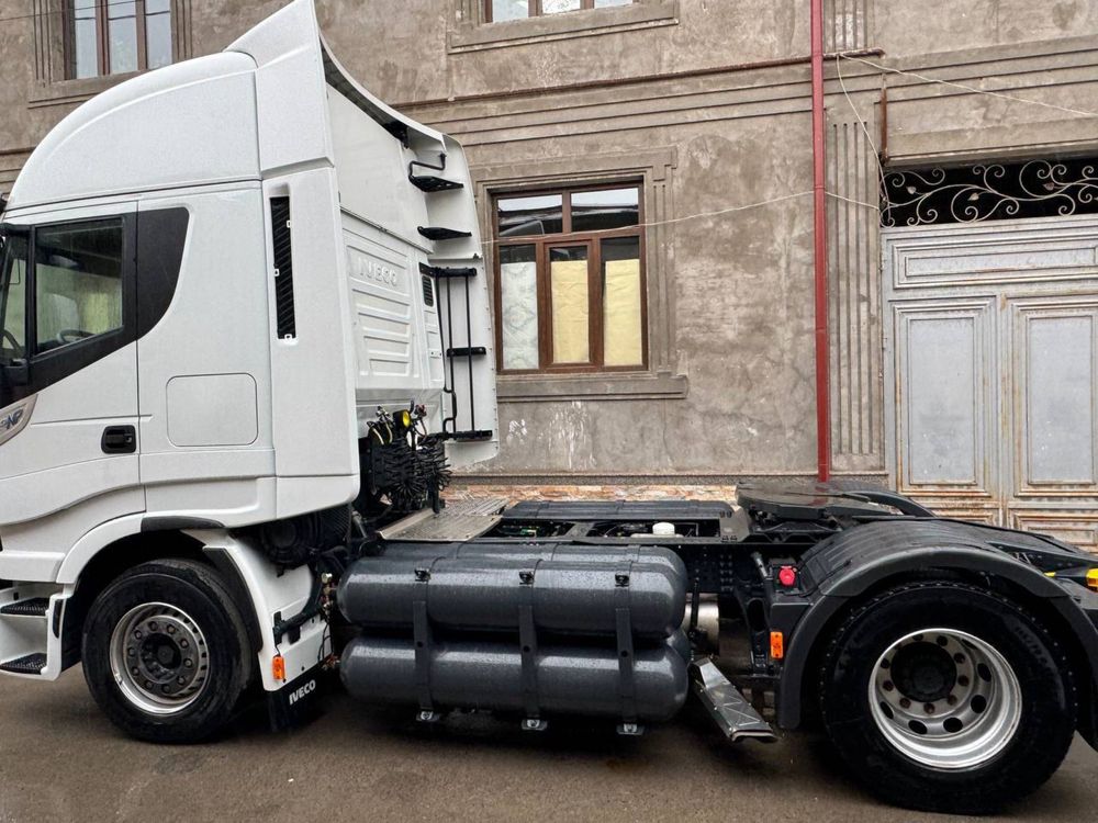 Тягач IVECO газлик сотилади