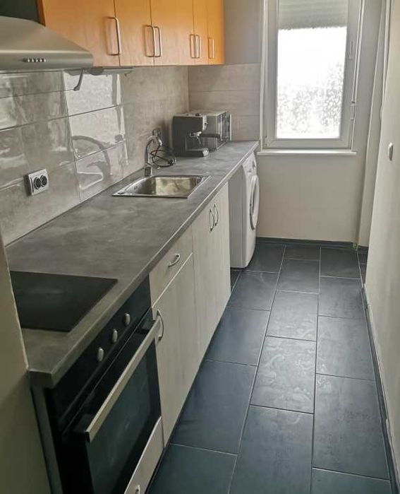 Дава се под наем Тристаен апартамент в Бургас, Меден рудник - зона А - 72 кв.м за 89.25 € - Снимка #3