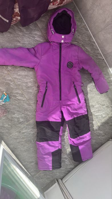 Продам зим.комбензон на девочку