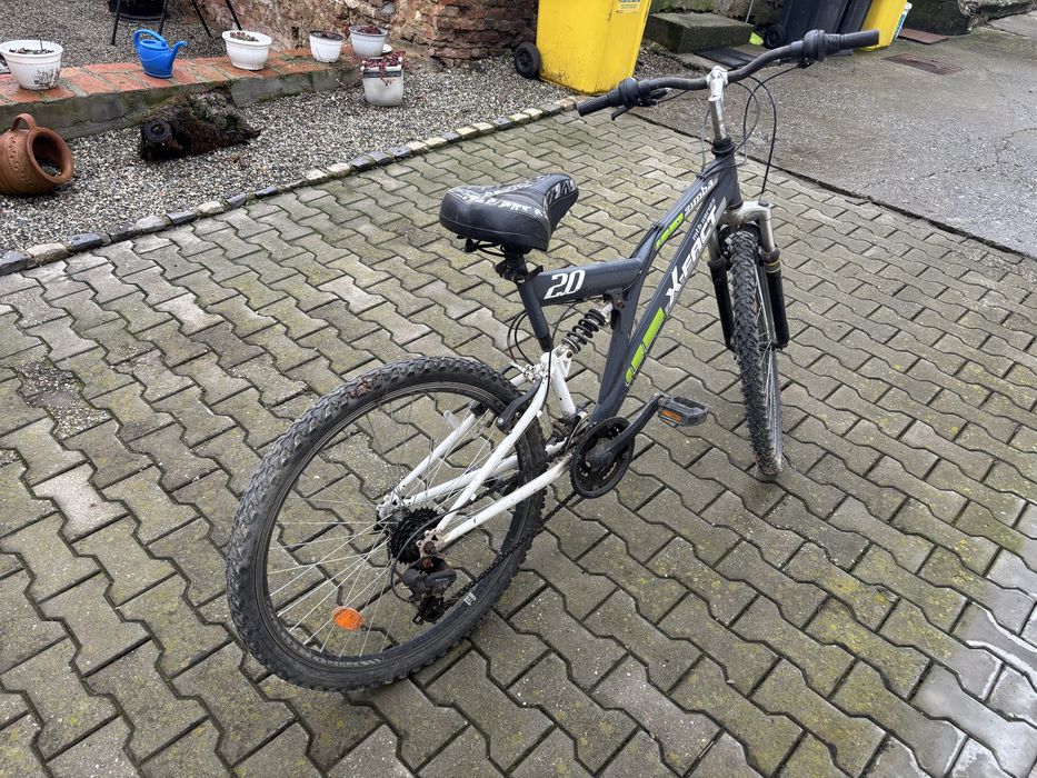 Vand bicicleta perfect functionala