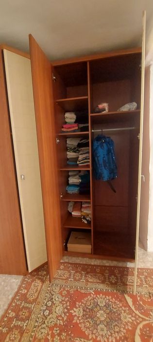 Угловой шкаф    .