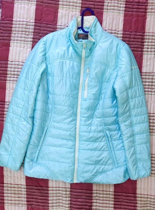 Женская демисезонная куртка. 52 размер.