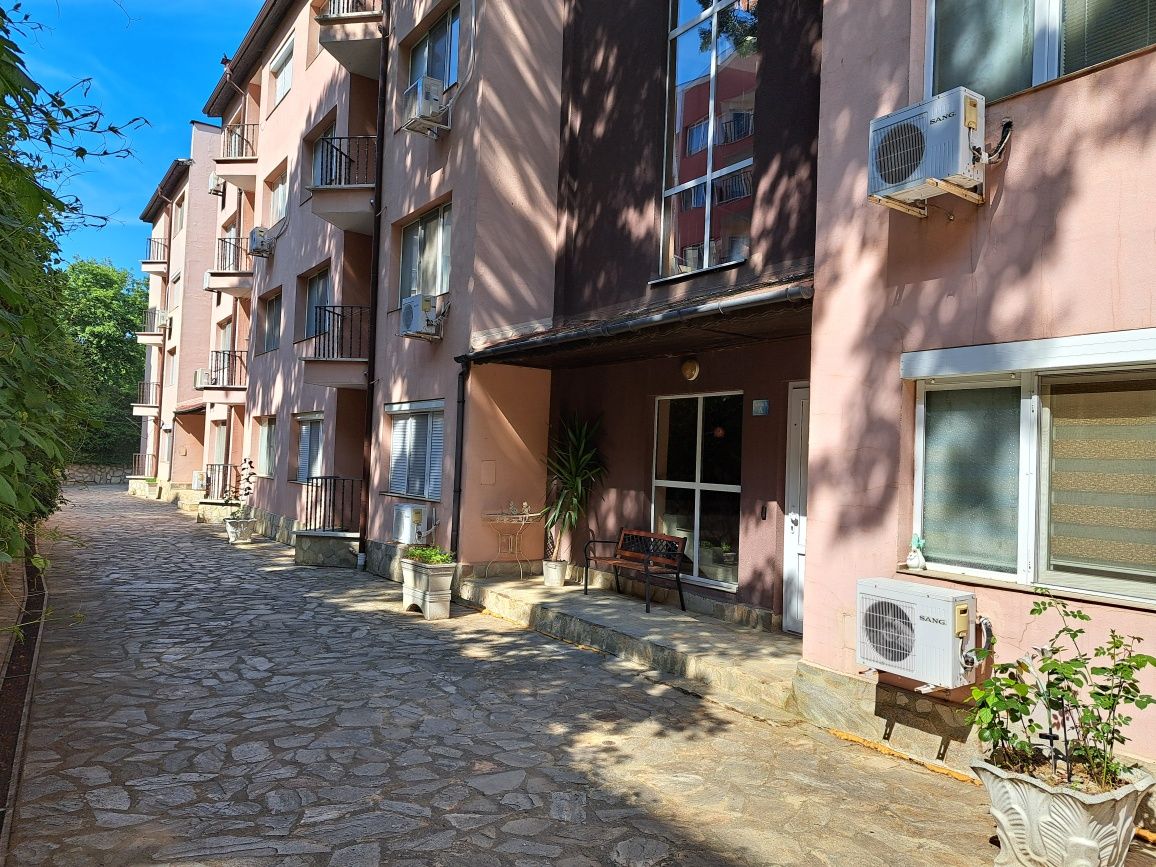 Продава се Двустаен апартамент в к.к. Златни пясъци - 55 кв.м за 1546 €/кв.м - Снимка #16
