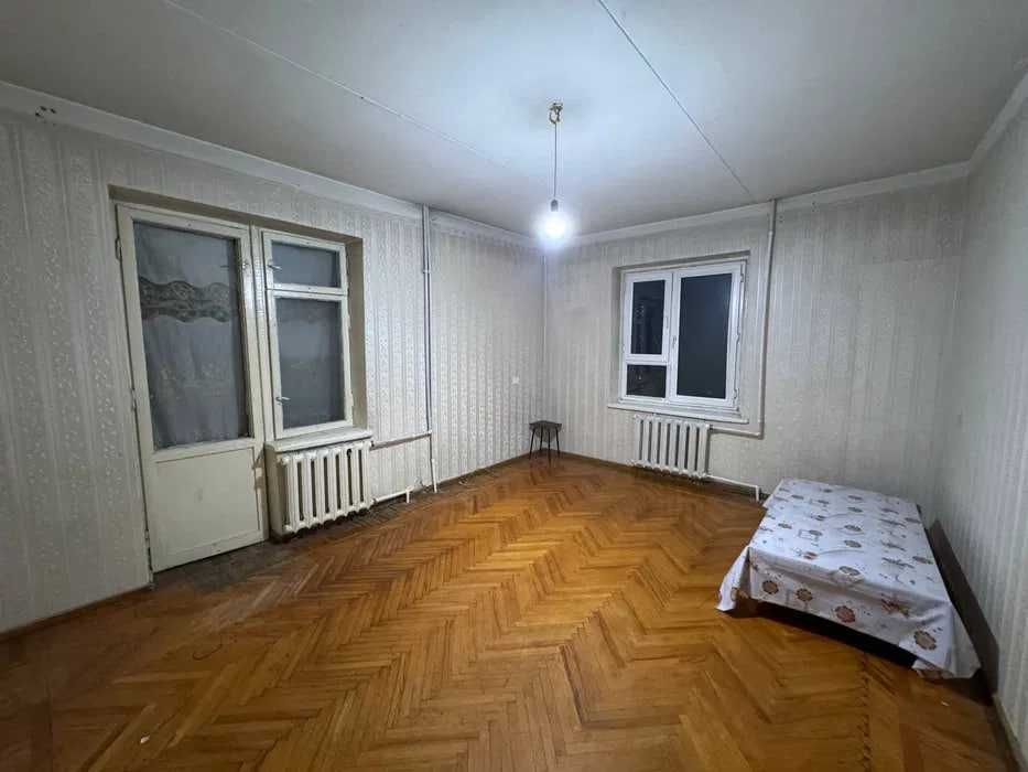 Ганга Ц15 2 комн рядом метро Гафур Гулям 65м2