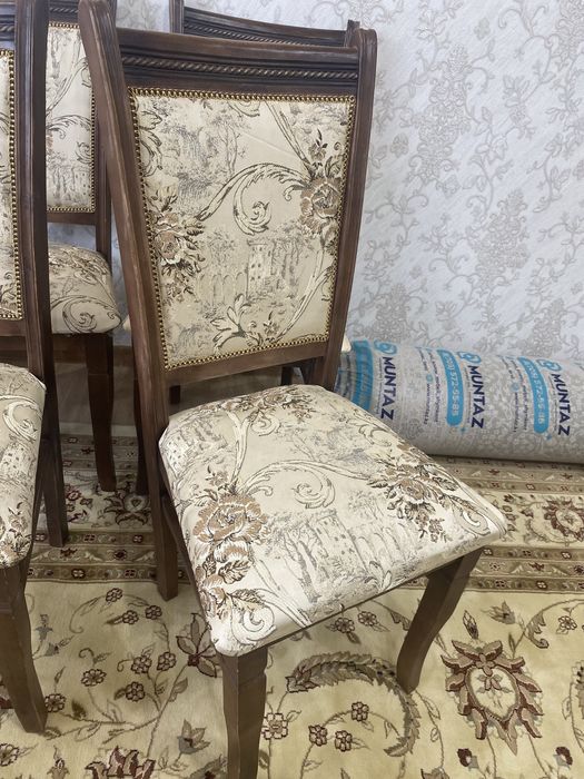 Стулья для гостиной