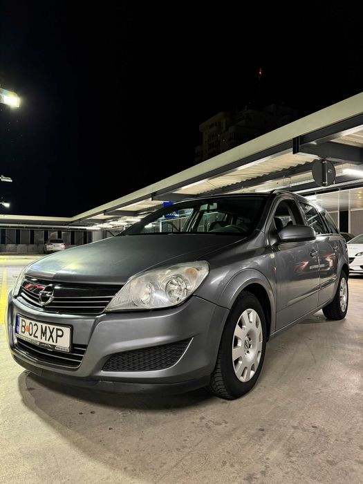 Vand Opel Astra H facelift 1.7 cdti 101 cp din anul 2008