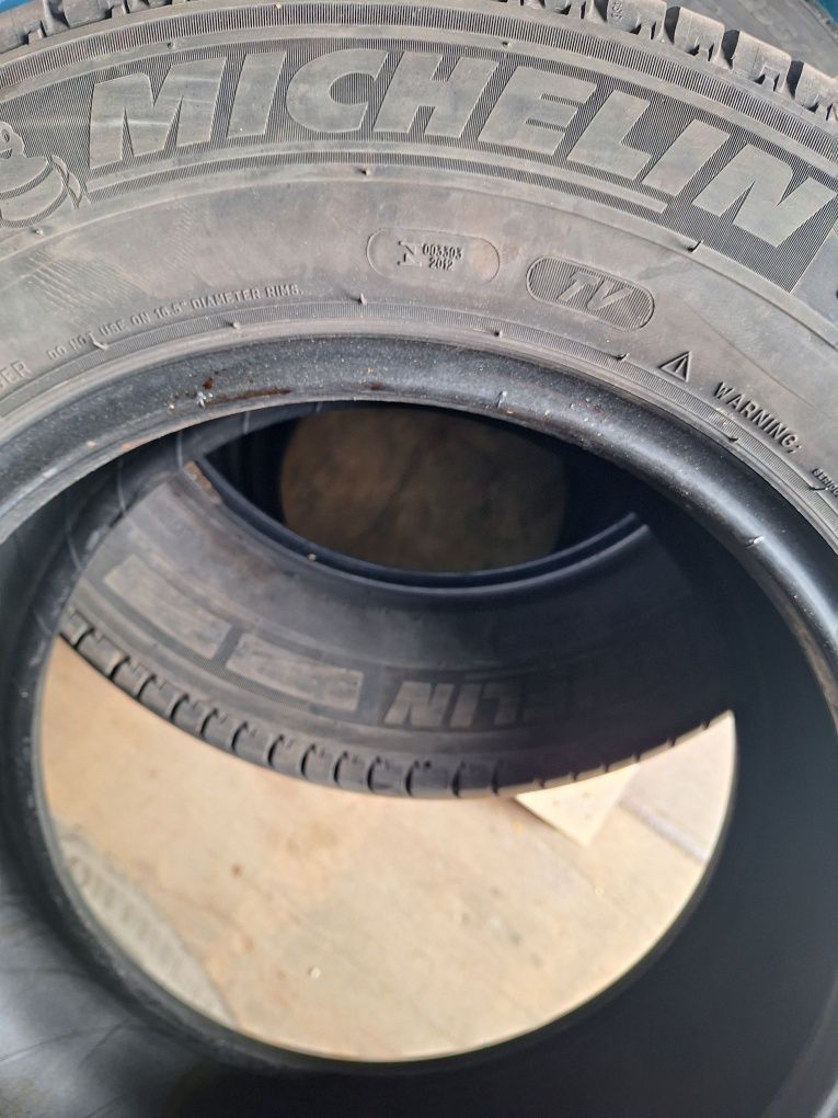 Гуми Michelin 235 / 65 / 16 C