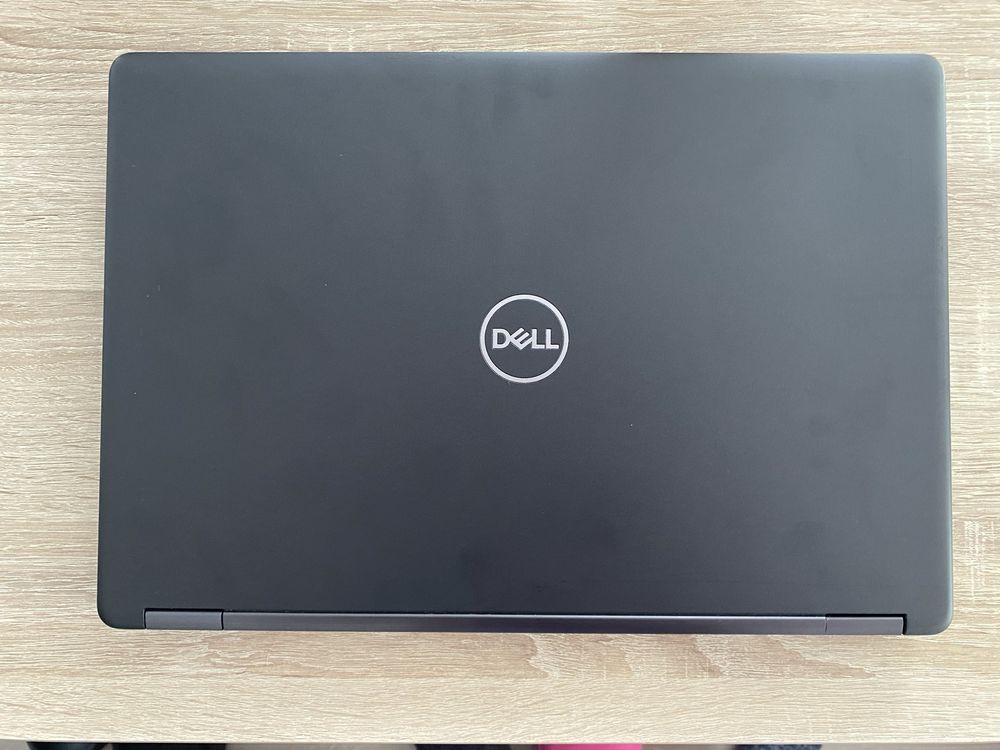 Laptop Dell Latitude 5490