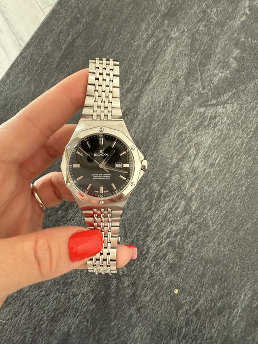 Ceas Edox pe baterie , fara defecte . Detin si zalele in plus