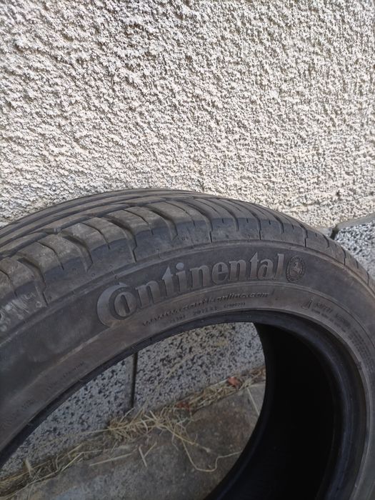 Гуми Continental 215/55R18