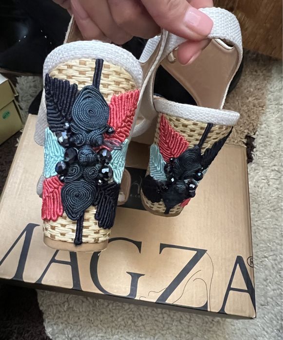 Sandale cu toc masura 37