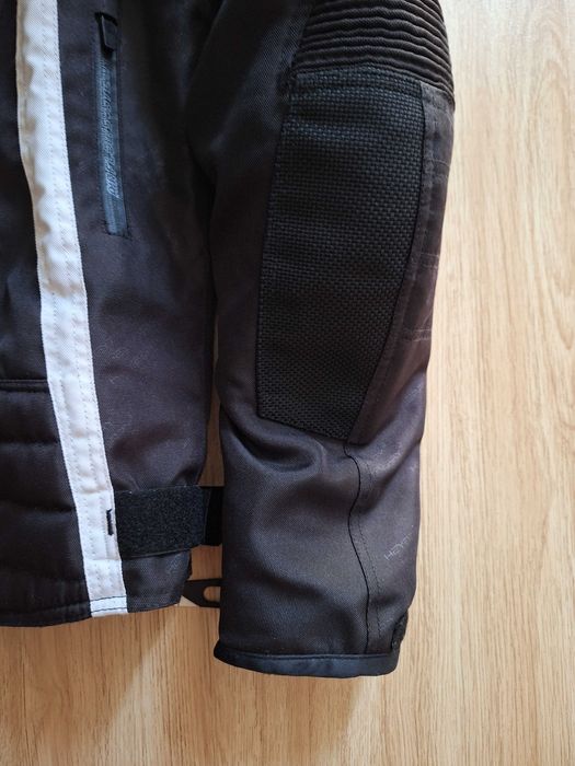 Дебело, мото яке