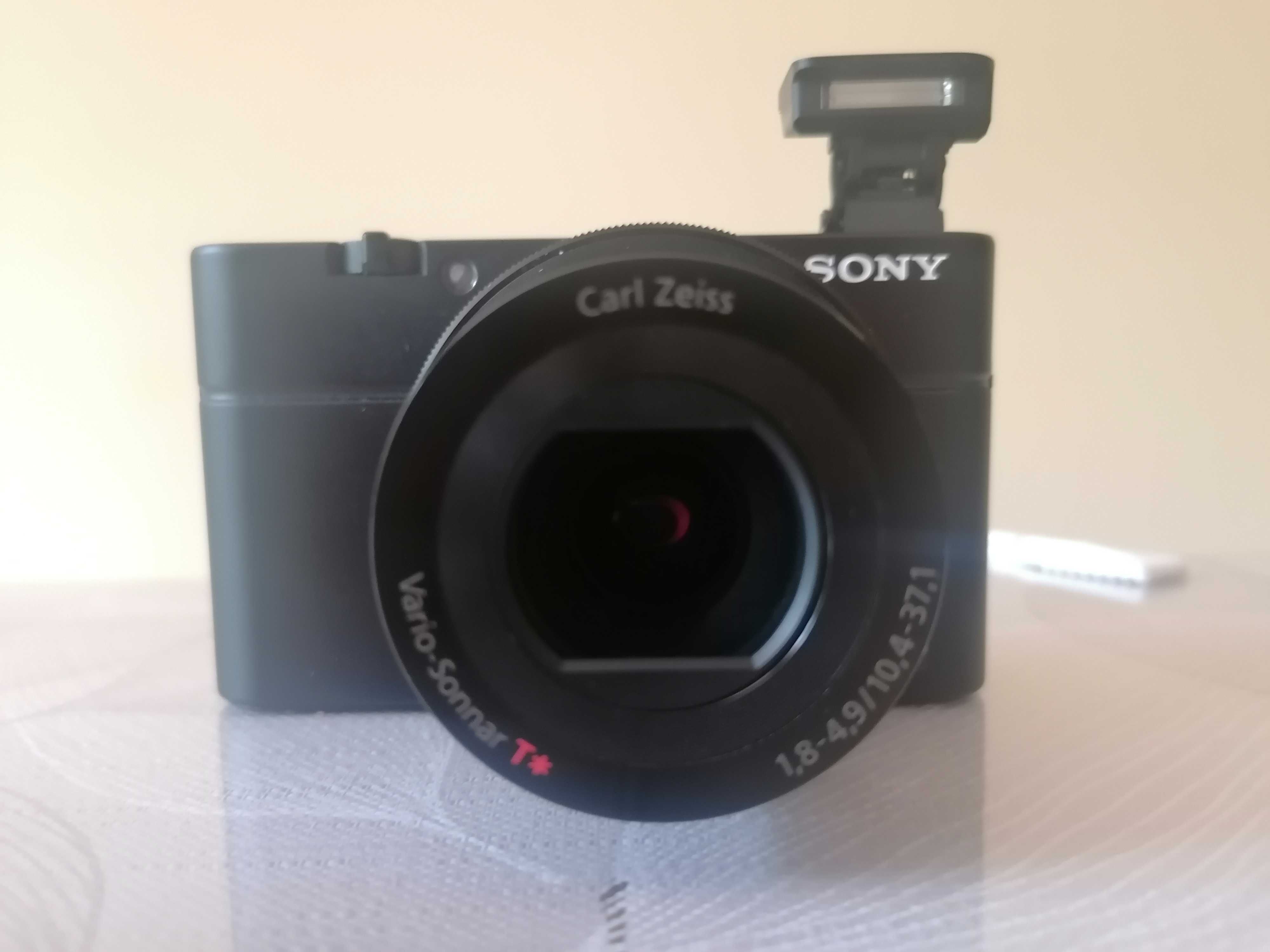 Фотоапарат SONY DSC- RX100 Cyber-shot