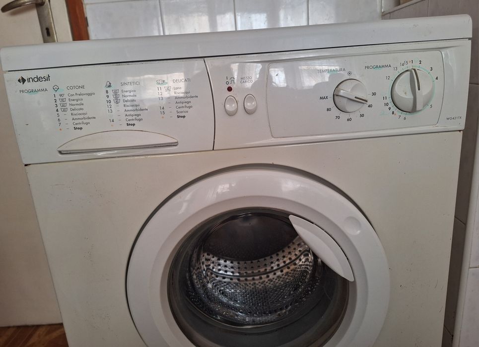 Пералня "Indesit"