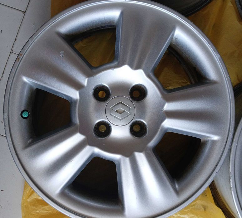16" 4х100 6.5J 60.1мм алуминиеви джанти RENAULT
